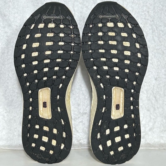 Adidas Womens Black Grey Ultra Boost 20 Running Athletic Sneakers Shoes SZ US 7 - Picture 8 of 11